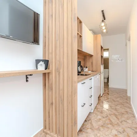 Plantosar By Interhome Appartement Vir